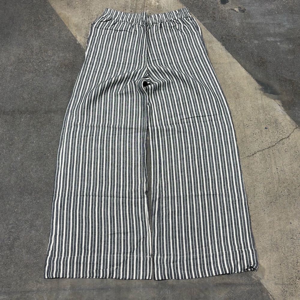Evereve Wide Leg Striped Linen-Blend Pants in Black and White